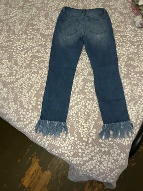 Kancan Frayed Hem Jeans